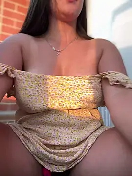 AhriCutte online show from March 2025 10:44:01 PM