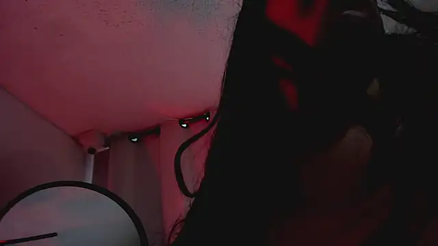 aisha   online show from March 2025 08:27:01 PM