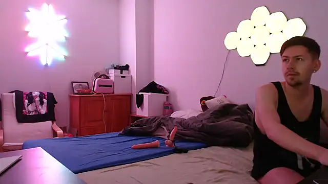 jonny-bisexual online show from December 2024 01:22:01 AM