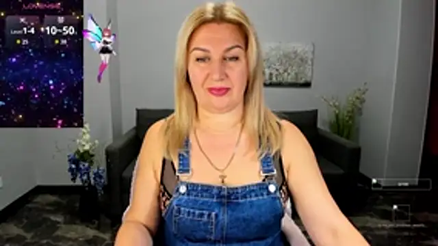 Lili Crossi online show from October 2025 05:30:02 AM