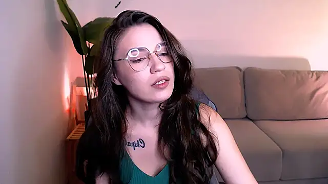 M Sensual online show from September 2025 07:30:02 AM