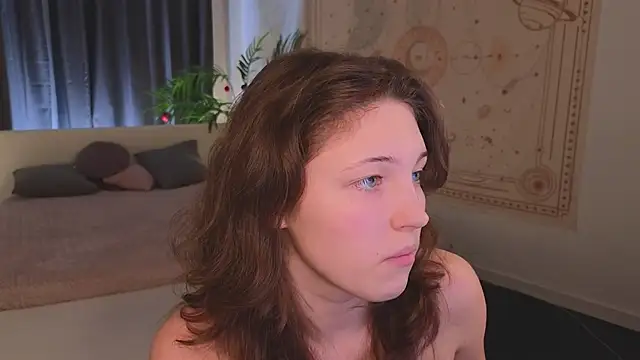 cherry lea online show from January 2025 04:17:01 PM