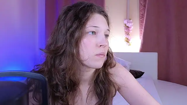 cherry lea online show from March 2026 06:47:01 PM