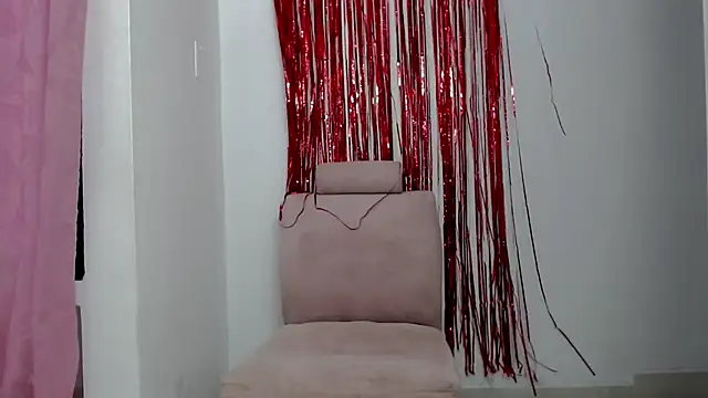 Snapshot of CATALAIA_STOMM chatting on January 2025 02:43:01 PM CATALAIA STOMM online show from January 2025 02:43:01 PM