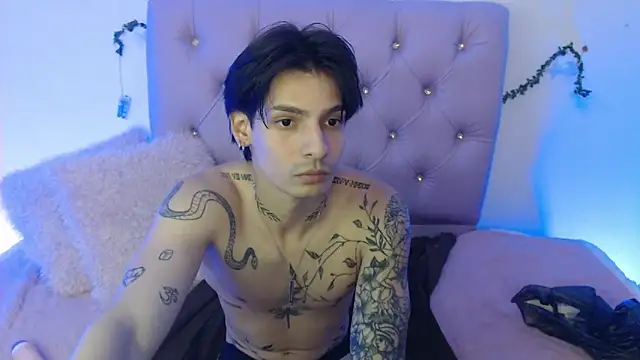 Snapshot of Apolo_Hidalgo01 chatting on January 2025 03:38:01 AM Apolo Hidalgo01 online show from January 2025 03:38:01 AM