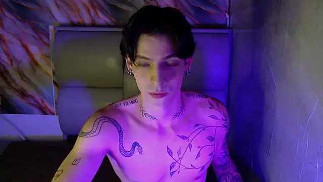 Snapshot of Apolo_Hidalgo01 chatting on October 2025 11:24:02 PM Apolo Hidalgo01 online show from October 2025 11:24:02 PM