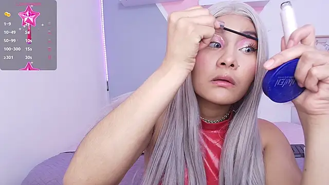 Snapshot of Missslunaa chatting on March 2025 07:04:02 PM Missslunaa online show from March 2025 07:04:02 PM