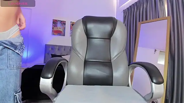 Nora Vennucci online show from March 2025 08:10:02 PM