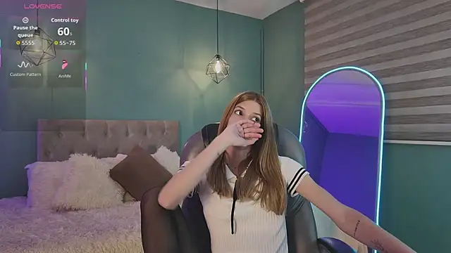 Nora Vennucci online show from March 2026 09:19:02 PM