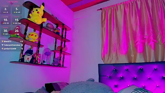 pinkscreens online show from February 2025 01:01:01 PM