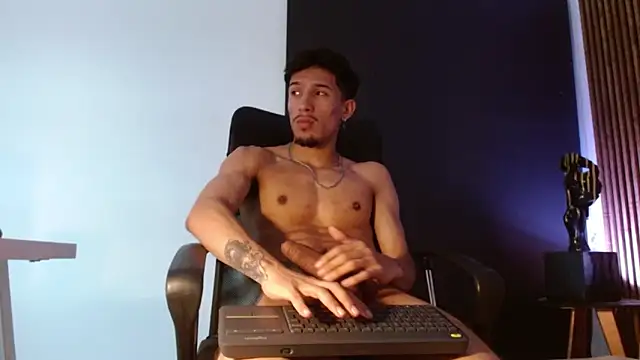 rafael stone online show from January 2025 09:44:02 AM