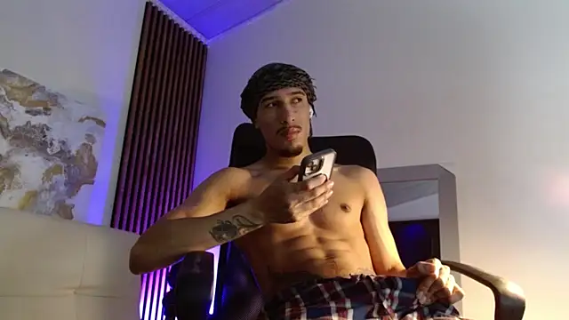 rafael stone online show from February 2025 04:04:01 AM