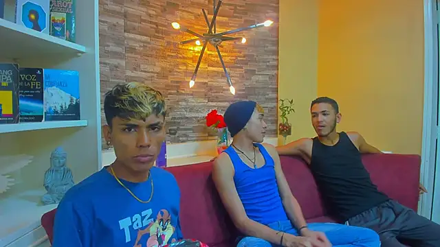 StrawwBoys online show from January 2025 07:51:02 AM