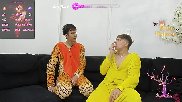 StrawwBoys online show from October 2025 11:00:01 AM