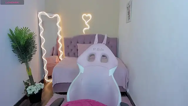 kendra tay online show from January 2025 03:07:02 AM