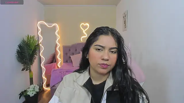 kendra tay online show from February 2025 03:22:01 AM