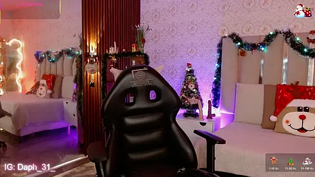 Daphnne tay online show from November 2025 03:31:01 AM