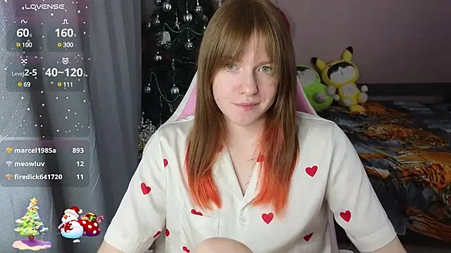 Snapshot of CassieJuice69 chatting on January 2025 06:56:02 PM CassieJuice69 online show from January 2025 06:56:02 PM