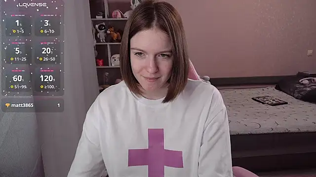 Snapshot of CassieJuice69 chatting on November 2025 04:29:02 PM CassieJuice69 online show from November 2025 04:29:02 PM