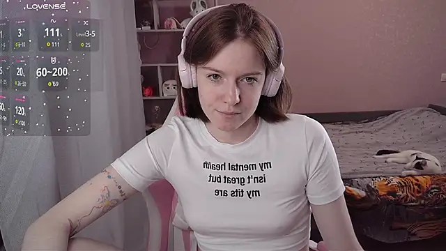 Snapshot of CassieJuice69 chatting on November 2025 06:39:01 PM CassieJuice69 online show from November 2025 06:39:01 PM