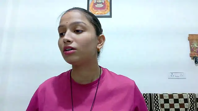 Aleena Rai online show from October 2025 06:28:01 PM