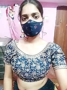 Cute-Simmi online show from December 2024 03:11:01 PM