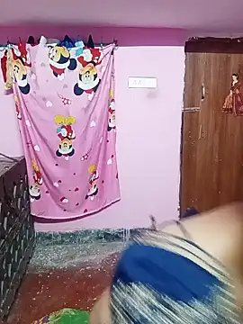 Cute-Simmi online show from December 2024 02:11:02 PM