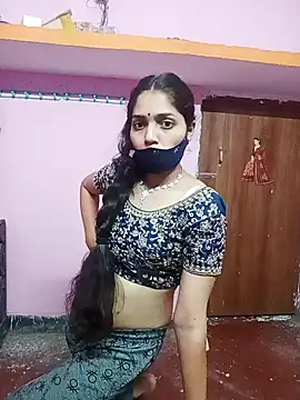 Cute-Simmi online show from December 2024 05:01:02 PM