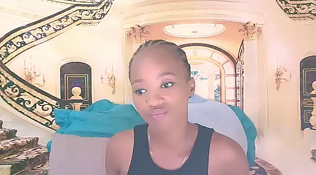 EbonyCreamy69 online show from December 2024 07:00:02 PM