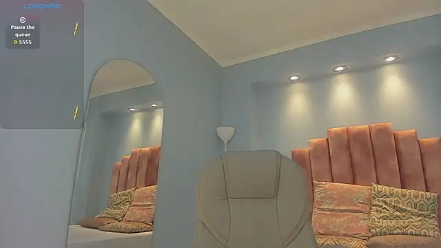 lou rosse  online show from April 2026 08:35:02 PM