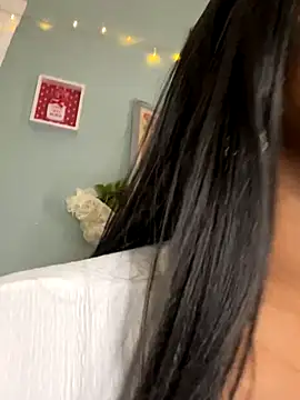 ebonycatlisaaaalime online show from October 2025 06:06:01 PM