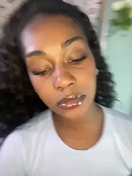 ebonycatlisaaaalime online show from May 2026 01:38:02 PM