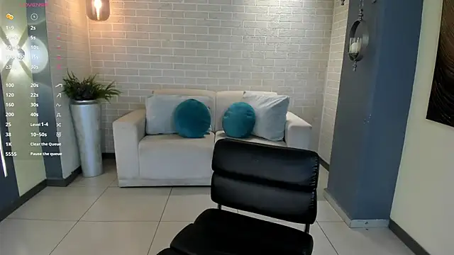 Snapshot of IrinaPortman chatting on March 2025 07:39:01 PM IrinaPortman online show from March 2025 07:39:01 PM