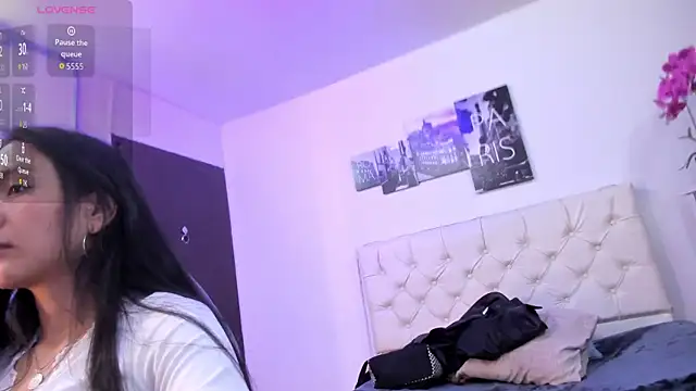 Amy Kiitty  online show from November 2025 12:38:01 PM