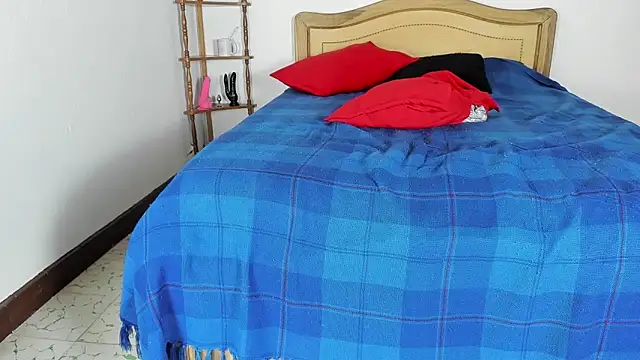 Iivana 19 online show from January 2025 10:21:01 PM