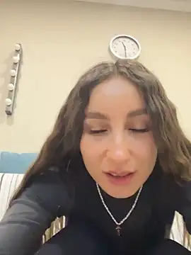 viviandaimond1 online show from January 2025 08:32:01 PM