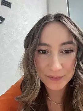 viviandaimond1 online show from March 2026 04:35:01 PM