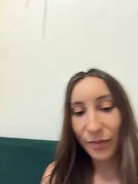 viviandaimond1 online show from June 2026 03:39:02 PM