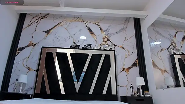 KarinaSimonz online show from February 2026 09:24:02 PM