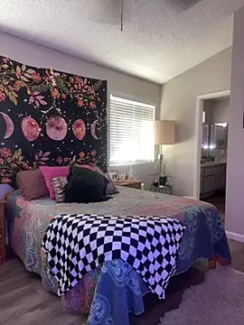 GoldieBakeman online show from October 2025 03:53:01 PM