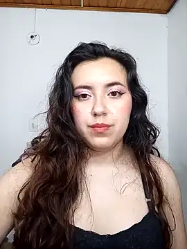 Emi chik online show from December 2024 12:30:02 AM