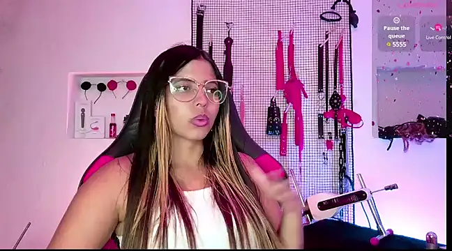 Snapshot of Megaan_Greey chatting on January 2025 12:06:01 PM Megaan Greey online show from January 2025 12:06:01 PM