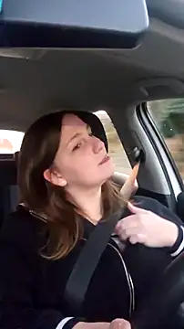 Snapshot of AmazingCurvy chatting on December 2024 03:11:02 PM AmazingCurvy online show from December 2024 03:11:02 PM