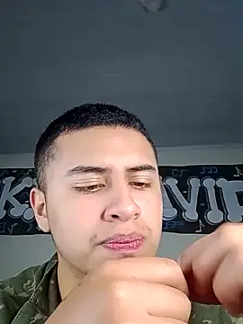 Snapshot of SexyBoy-Bigclit chatting on December 2024 12:30:01 PM SexyBoy-Bigclit online show from December 2024 12:30:01 PM