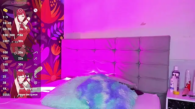 Snapshot of Sweet_hot_mia chatting on February 2025 07:38:02 PM Sweet hot mia online show from February 2025 07:38:02 PM