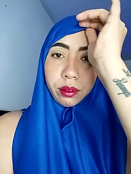 Snapshot of Sweet_hot_mia chatting on November 2025 01:54:02 PM Sweet hot mia online show from November 2025 01:54:02 PM