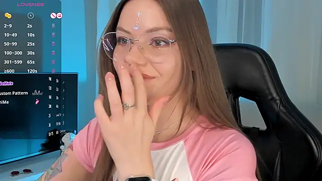 Marta May  online show from December 2024 07:59:02 PM