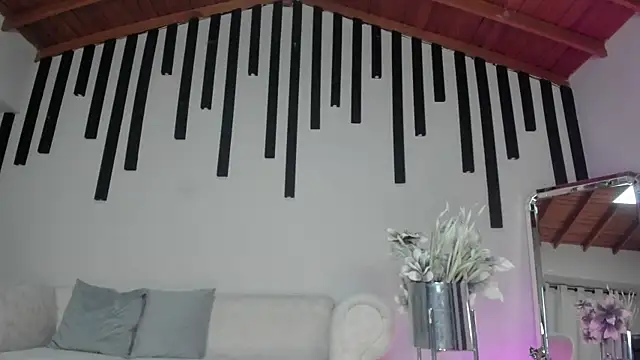 KatieNolan 1 online show from March 2025 01:31:02 AM