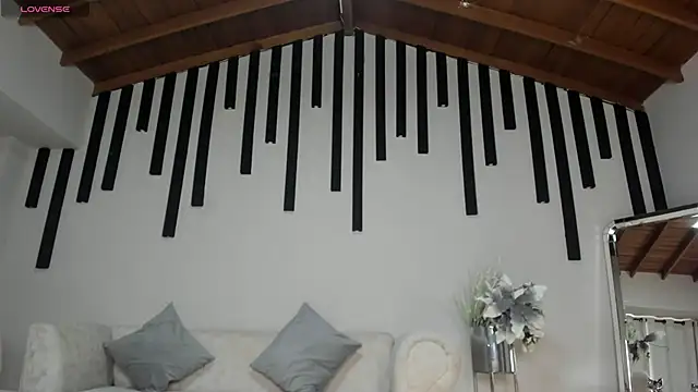 KatieNolan 1 online show from March 2025 06:59:02 PM