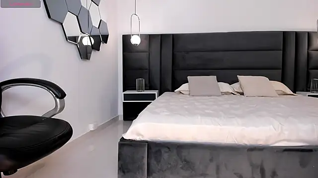 KatieNolan 1 online show from October 2025 07:23:01 PM